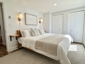 3 bedrooms, desk, iron/ironing board, WiFi - Renovated 3BR Home in Downtown SWH [Mariners Rest] (Southwest Harbor)