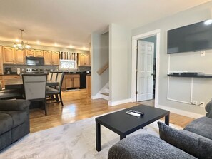 Unclassified image, 4 of 44, button