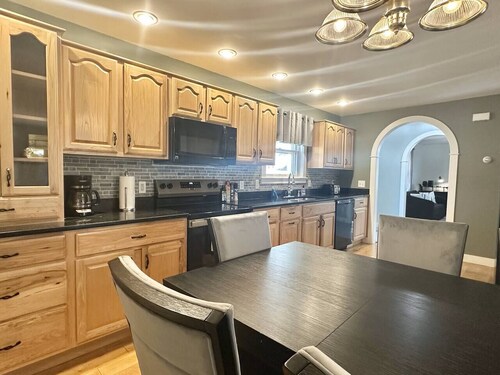 Large 3BR House 2min to Acadia!  [Bubble Rock Inn]