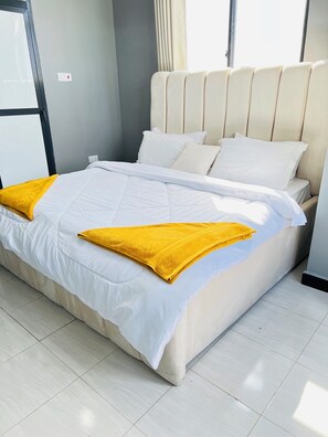 2 soverom, strykejern/-brett, wi-fi og sengetøy