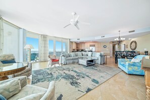 Smart TV, table tennis