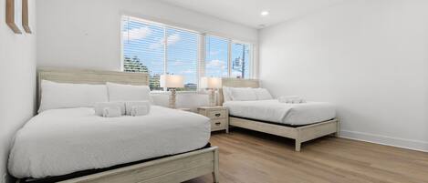 6 chambres, fer et planche à repasser, Wi-Fi, draps fournis