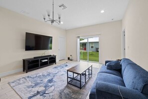 Unclassified image, 4 of 30, button