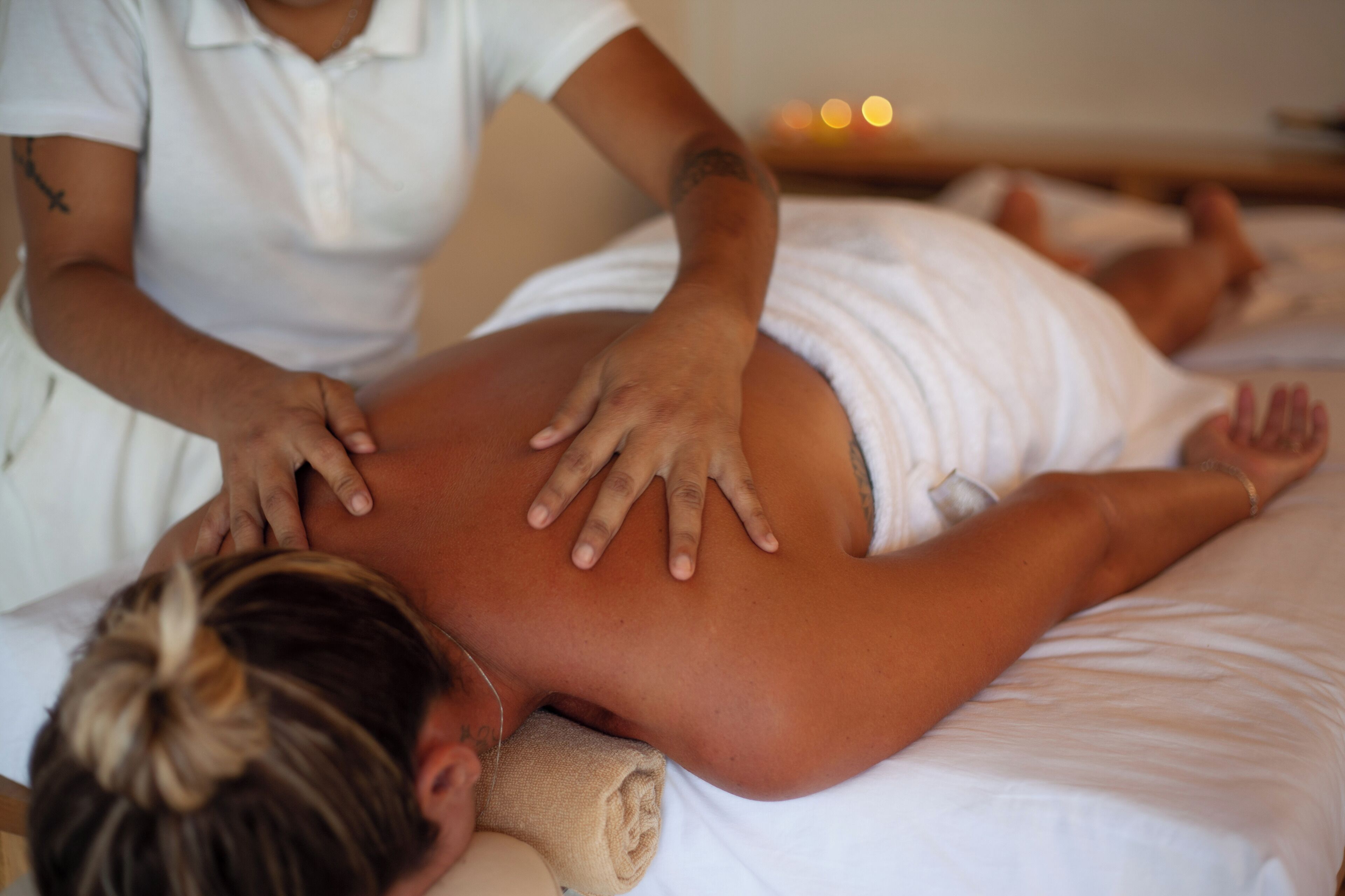 热石按摩、深层组织按摩、运动按摩、按摩服务