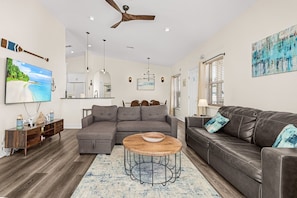 House, 3 Bedrooms | Living area | Smart TV