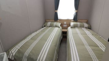 2 bedrooms, individually decorated, individually furnished, free WiFi