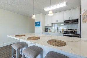 Condo, 1 Bedroom | Private kitchen