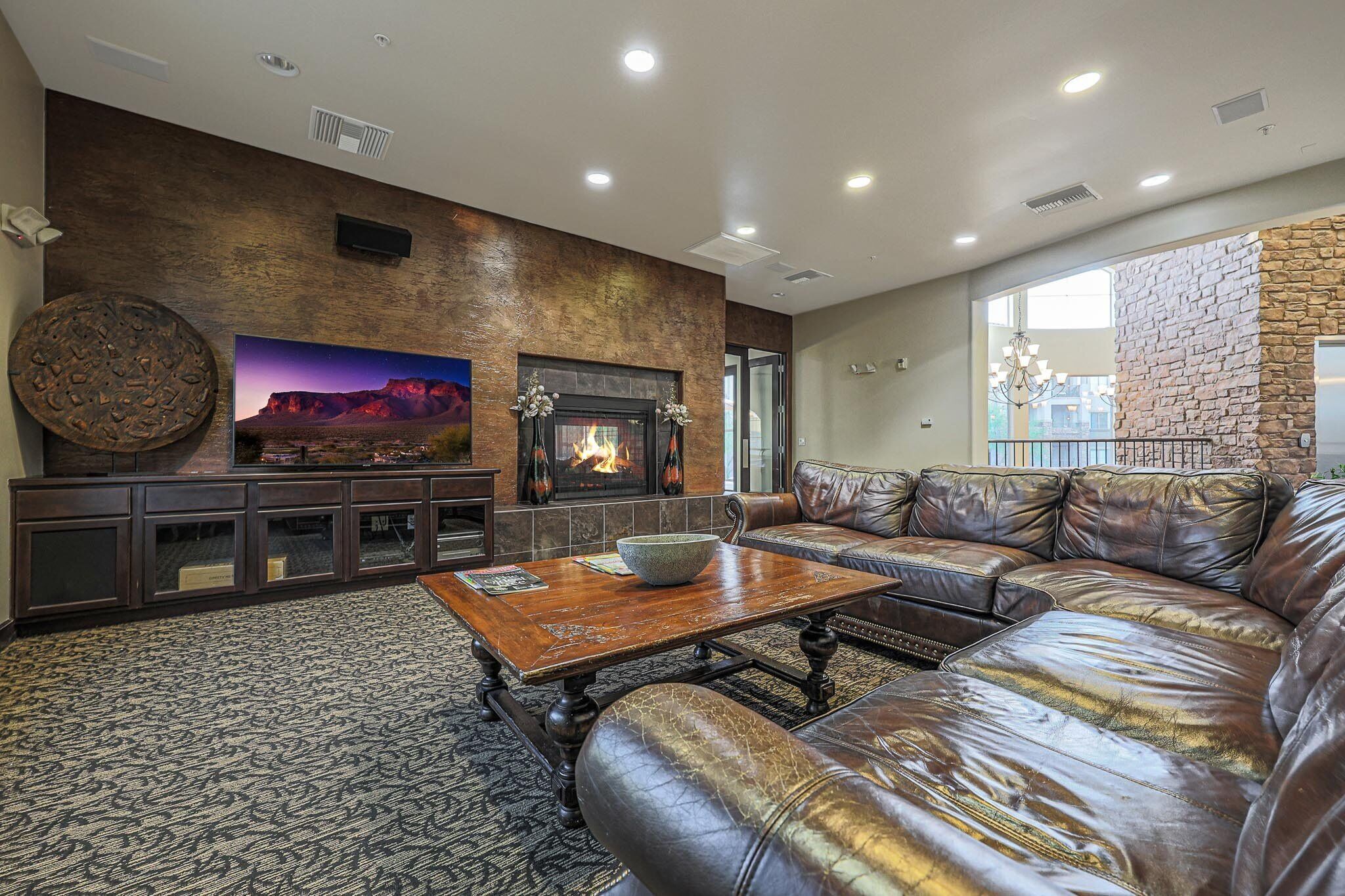 Condo, 2 Bedrooms | Living area