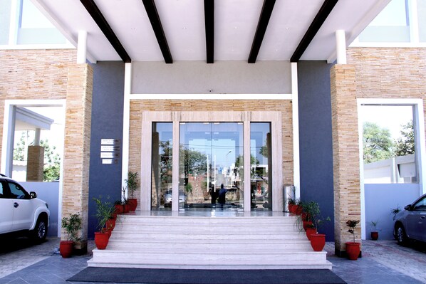 Front of property - Continent Hotel Nawanshar (Shaheed Bhagat Singh)