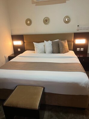 Suite Deluxe, vue ville | Wi-Fi gratuit