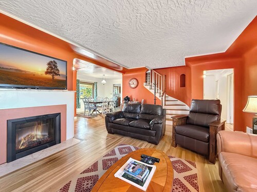 Vintage Hearth Tudor Treasure in Sequim