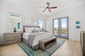 5 عدّة غرف نوم ومكواة/لوح كي وواي فاي مجانًا وملاءات أسرّة