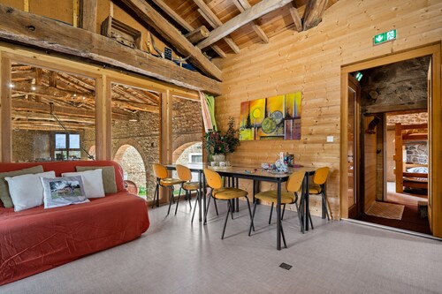 Farmhouse 'Gîte De La Ferme Des Bourettes' with Shared Terrace, Shared Garden and Wi-Fi