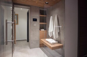 Studio | 1 bedroom, Internet - Luxury Suite in Cadogan Square (London)