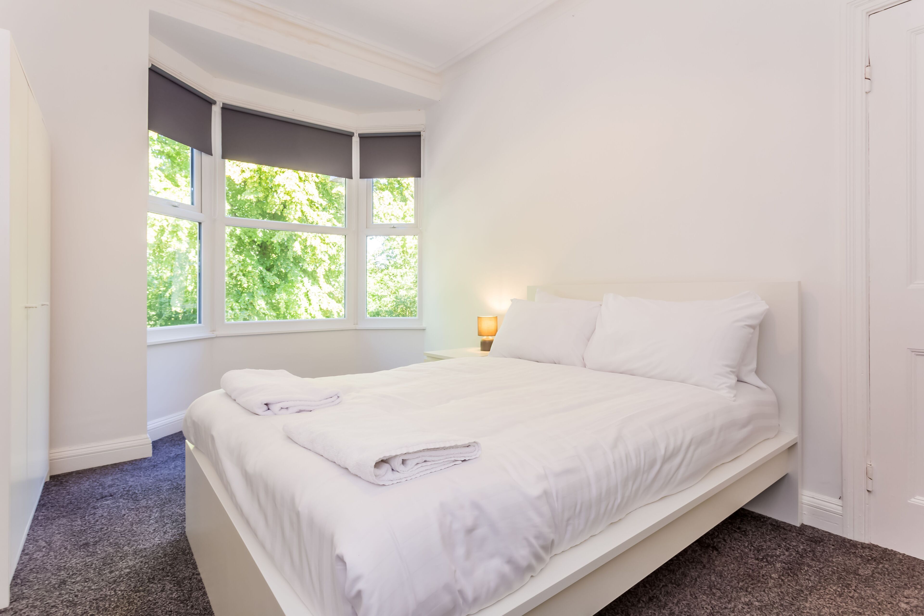 4 bedrooms, iron/ironing board