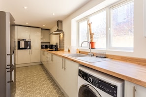 Private kitchen - Victoria Embankment (Darlington)