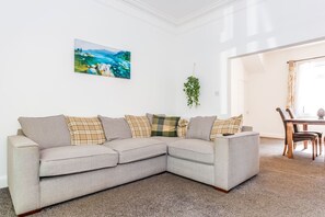 Living area - Victoria Embankment (Darlington)