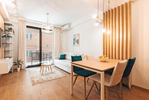 Blue Lake Apartments