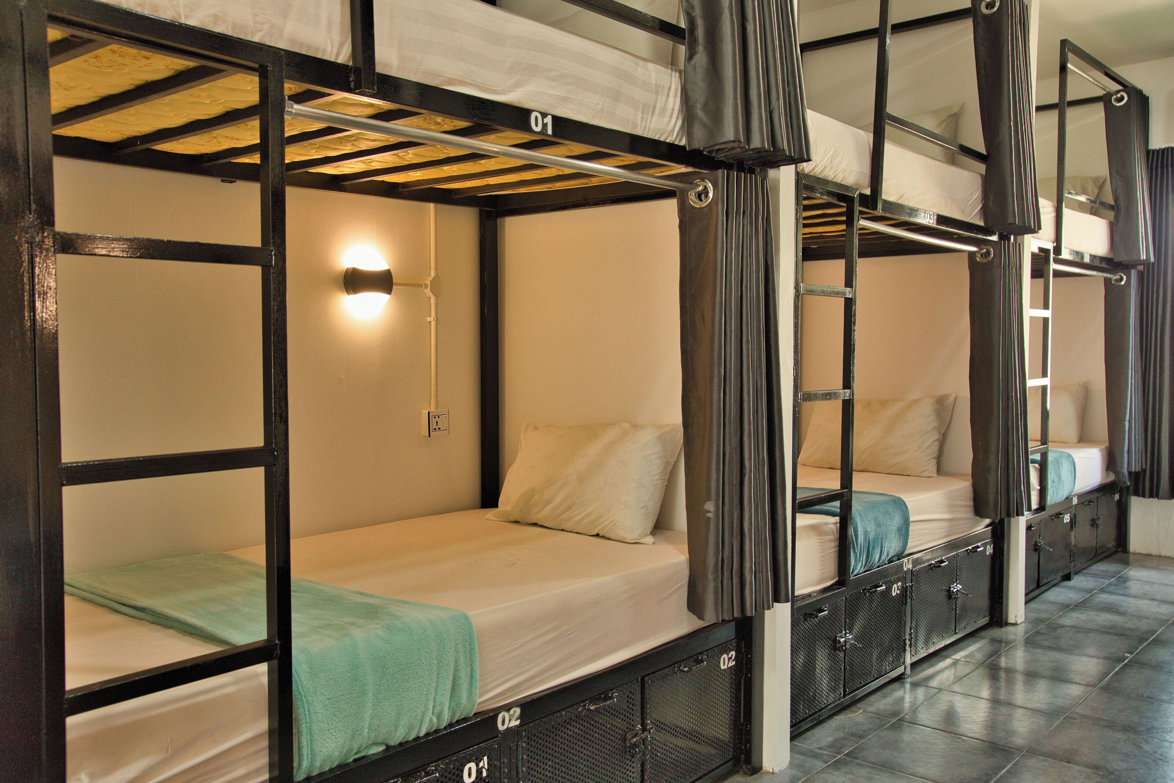 Bed in Standard 8-Bed Dorm | Wi-Fi gratis dan seprai linen