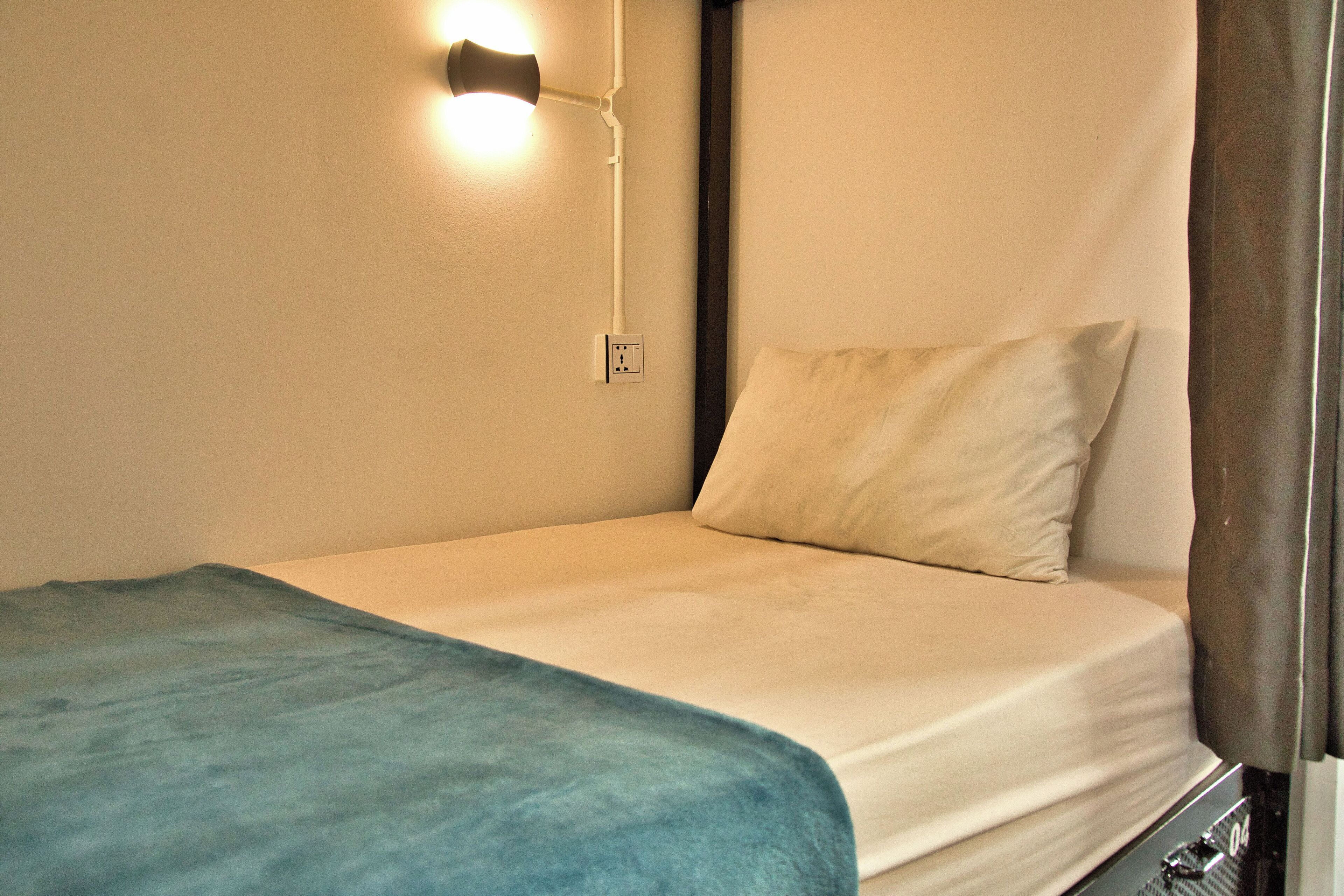 Bed in Standard 8-Bed Female Dorm | Wi-Fi gratis dan seprai linen