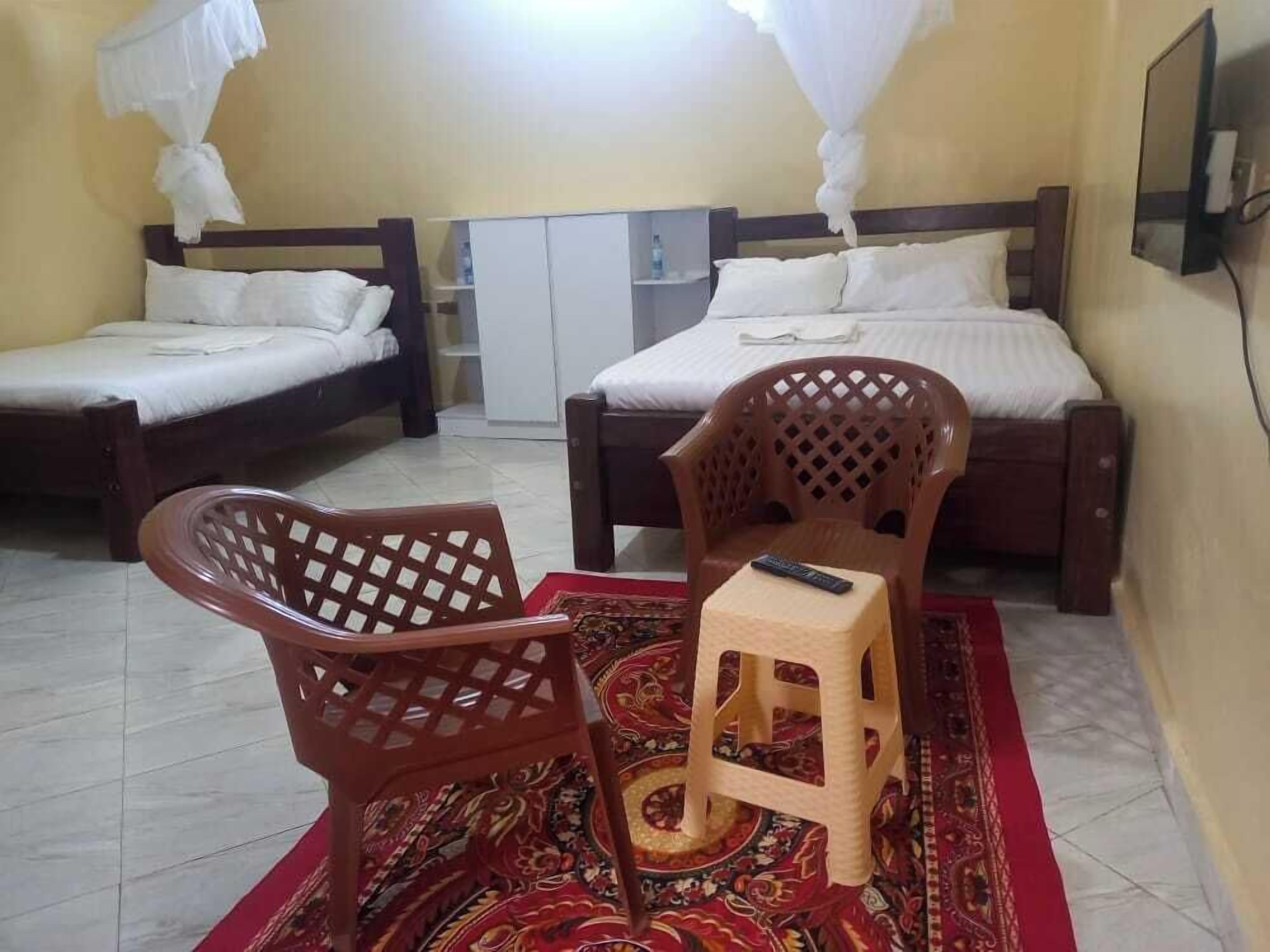 Free WiFi, bed sheets