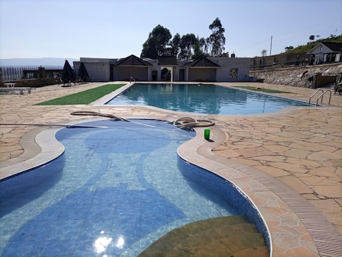 Falls View Resort Nabuyole