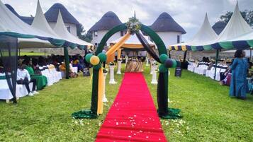 Außenbereich für Bankette