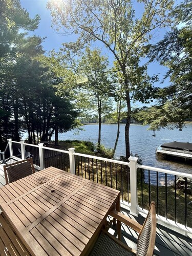 WATERFRONT ON THOMPSON LAKE