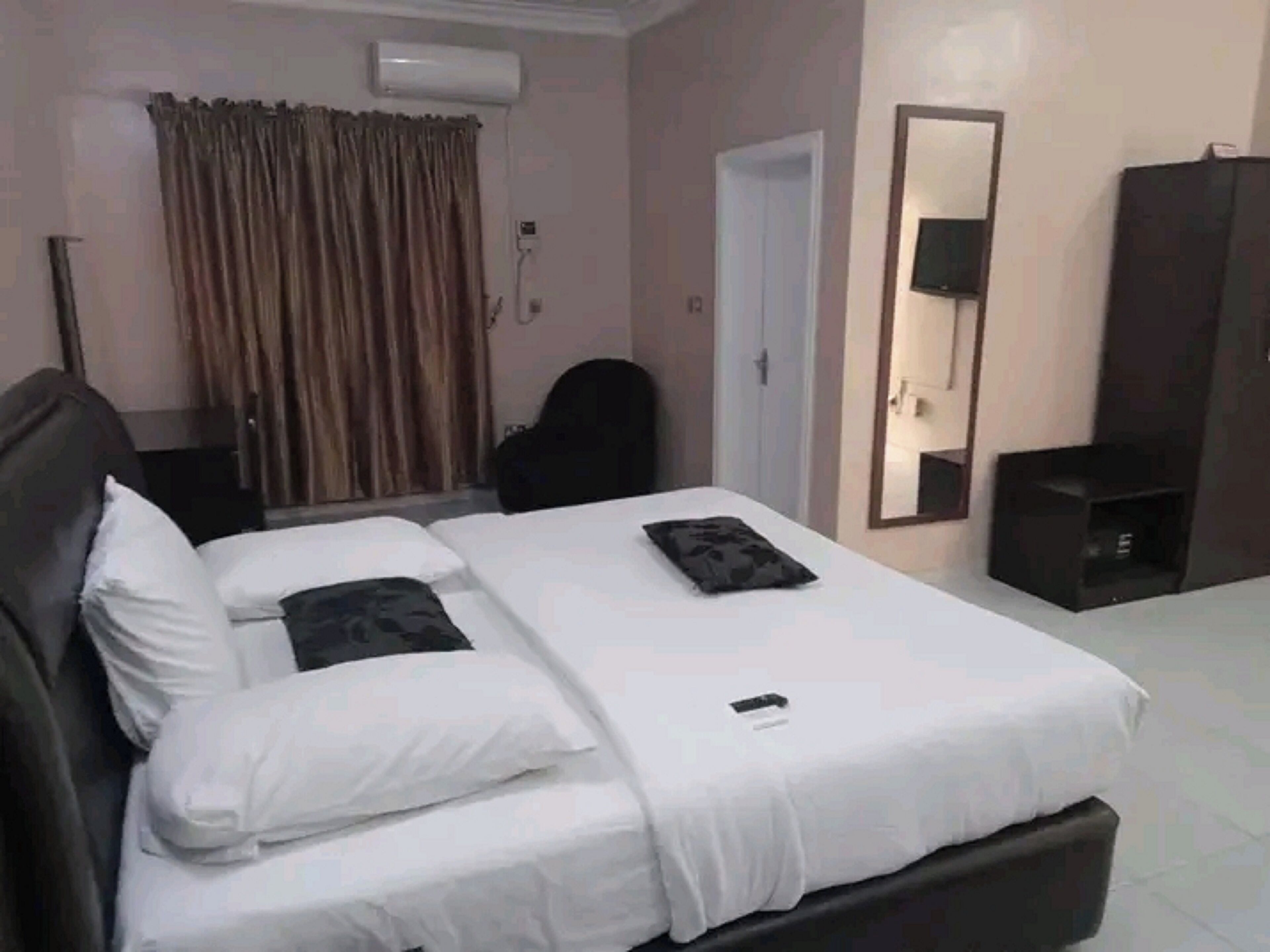 行政客房, 无烟房 | 办公桌、笔记本电脑工作区、免费 WiFi