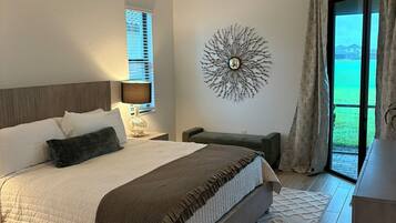 3 bedrooms, iron/ironing board, internet, bed sheets