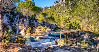 Le Sabel - Blue Room with Mountain View, Shared Pool