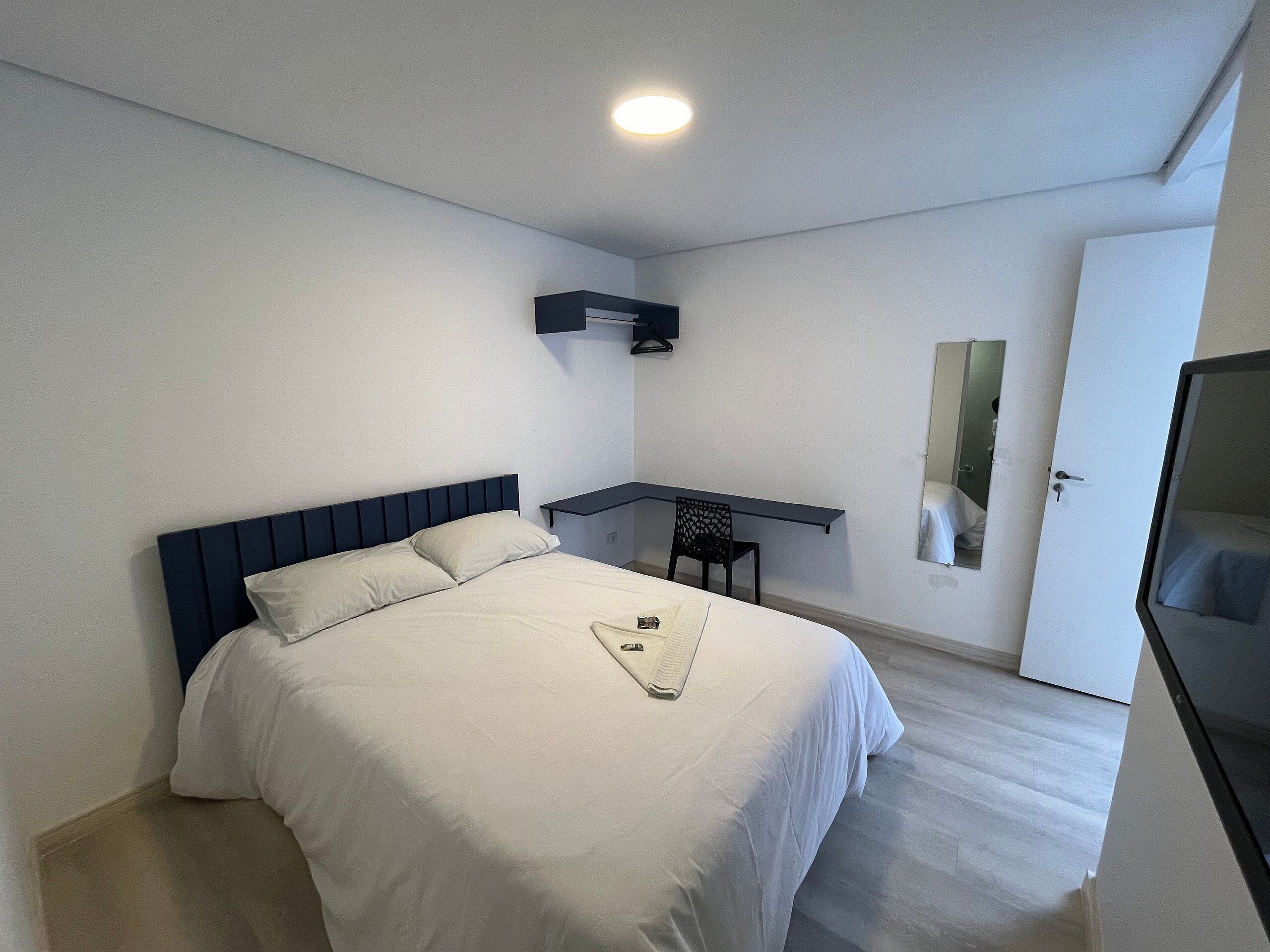 Basic Double Room | Iron/ironing board, free WiFi