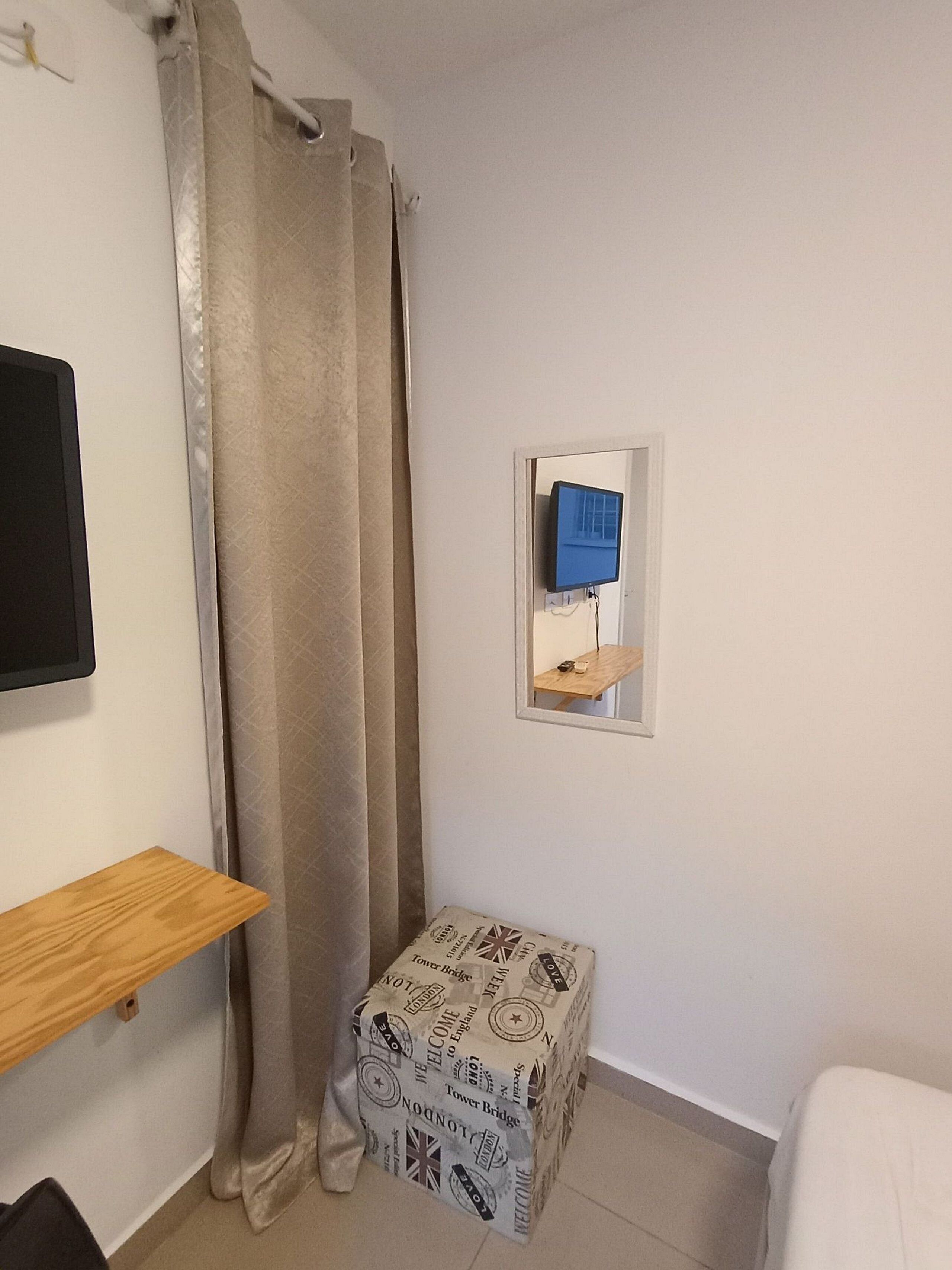 Suite | Iron/ironing board, free WiFi