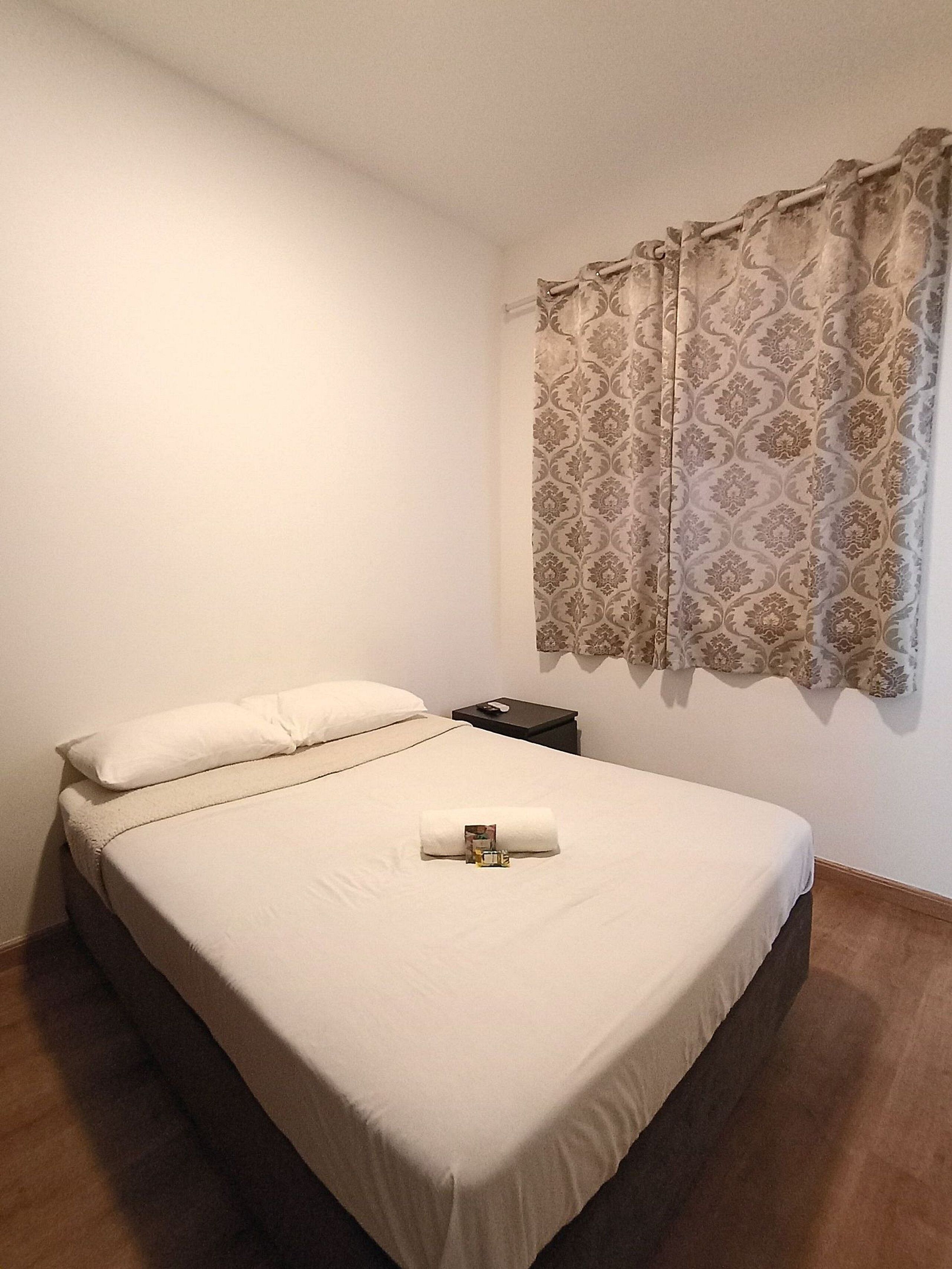 Basic Suite | Iron/ironing board, free WiFi