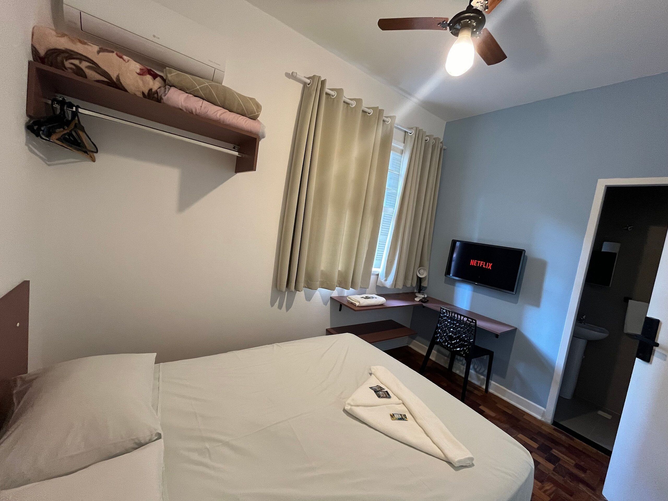 Basic Suite | Iron/ironing board, free WiFi