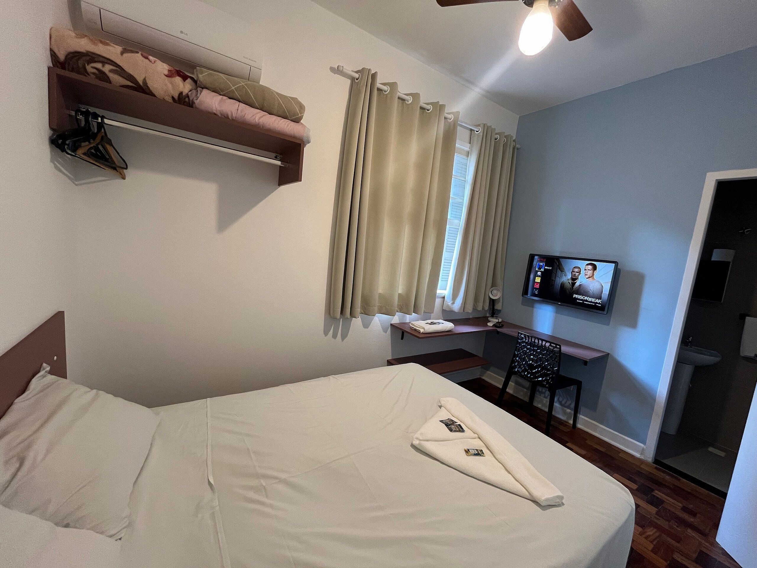 Basic Suite | Iron/ironing board, free WiFi