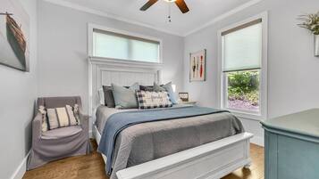 3 bedrooms, iron/ironing board, travel crib, WiFi