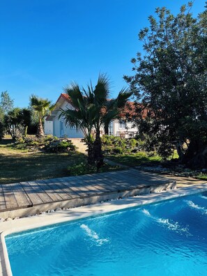 Utomhuspool