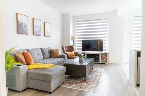 The Terra Retreat - New home minutes to Falls