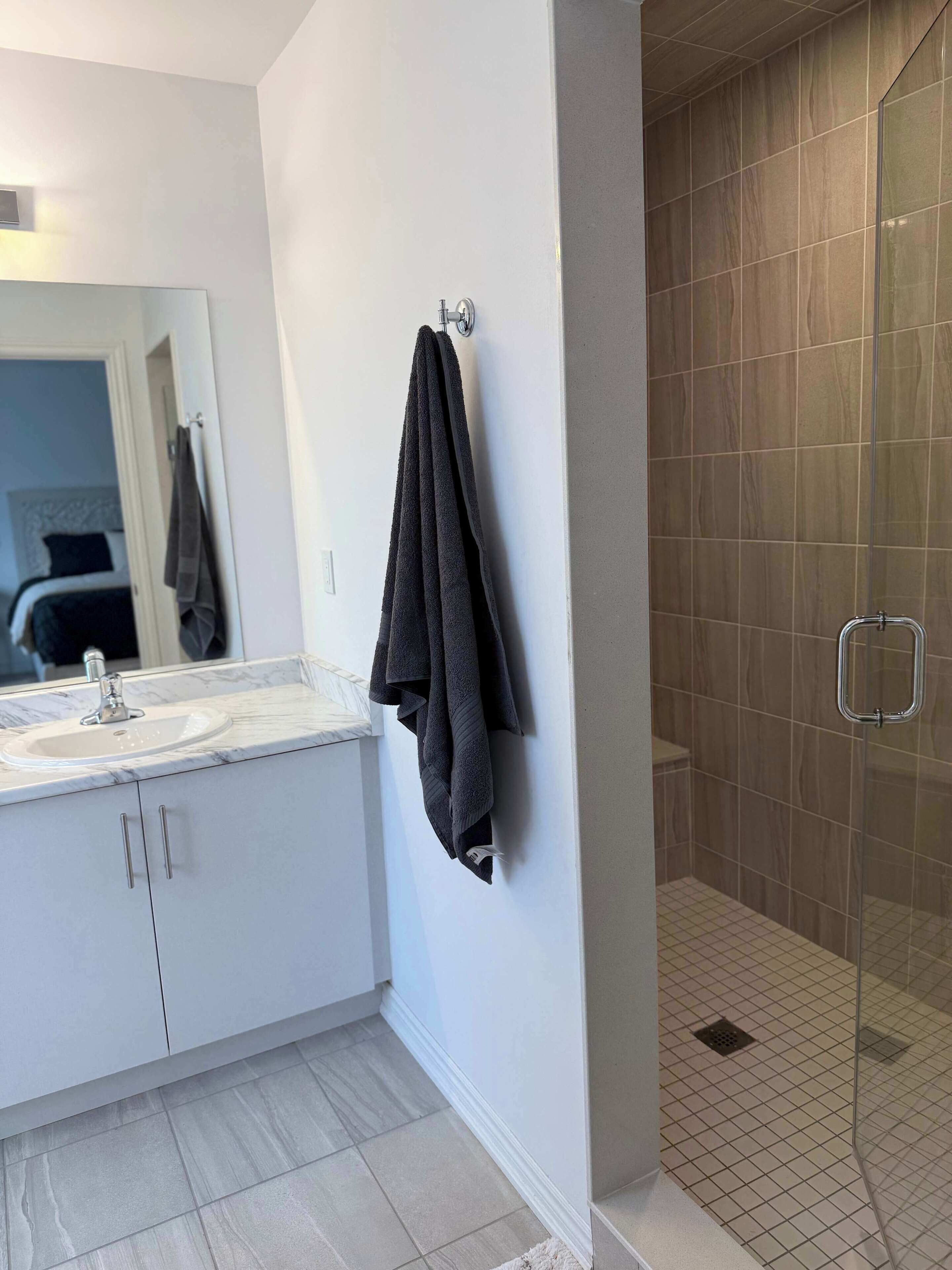 Shower, towels