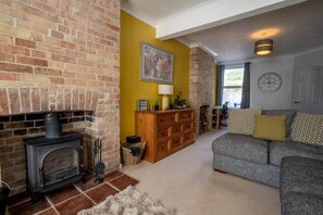 TV - blissful beachside bliss!! (Lowestoft)