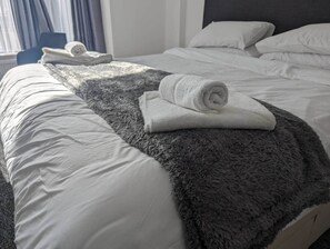 1 bedroom, iron/ironing board, WiFi, bed sheets