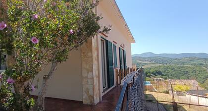 Marvelous 2-bedroom bed & breakfast in Poggio Moiano