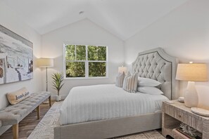 4 habitaciones, escritorio, tabla de planchar con plancha y wifi gratis