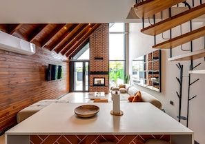 Villa – basic | Skrivebord for bærbar PC og wi-fi (inkludert)