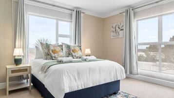 House (6 Bedrooms) | Interior