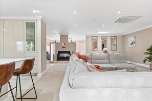 獨棟房屋 (6 Bedrooms) | 住宿內部