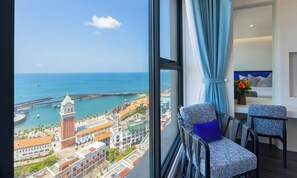 Atermis Three Bedroom Luxury - Firework and Ocean View | Hypo-allergenic bedding, memory foam beds, minibar, desk