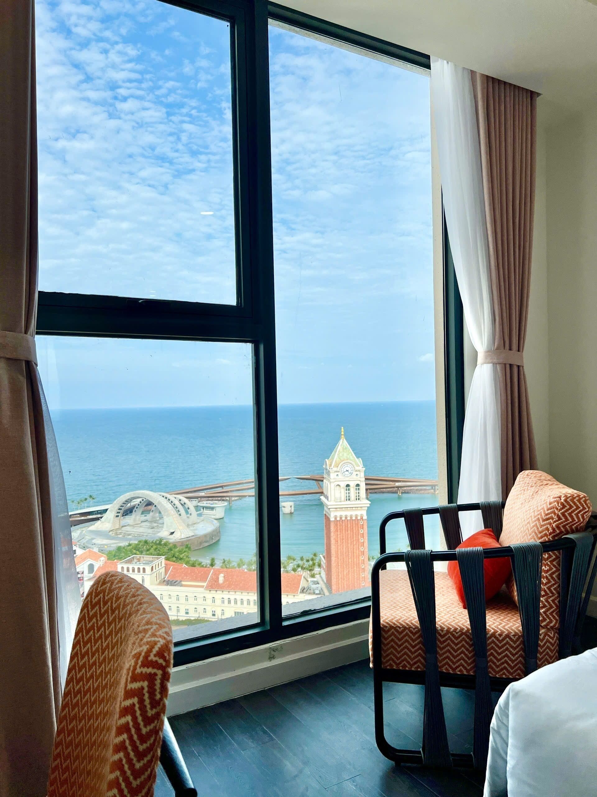 Atermis Two Bedroom Luxury - Firework and Ocean View | 防过敏的被褥、记忆海绵床垫、迷你吧、办公桌