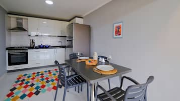 Appart'hôtel Luxe, 1 grand lit et 1 canapé-lit, cuisine, vue mer | Cuisine privée